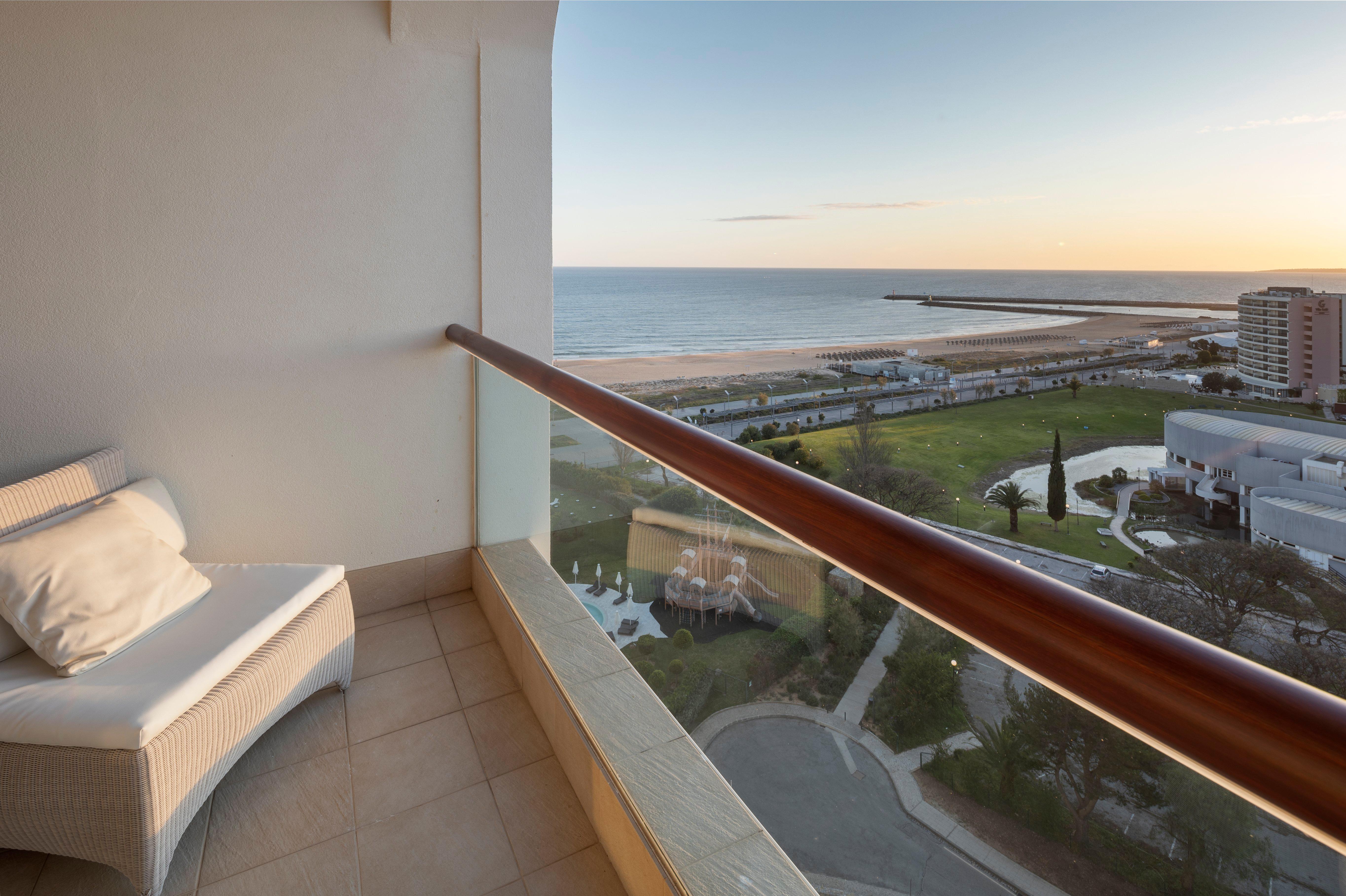 Crowne Plaza Vilamoura - Algarve By Ihg Екстериор снимка A balcony