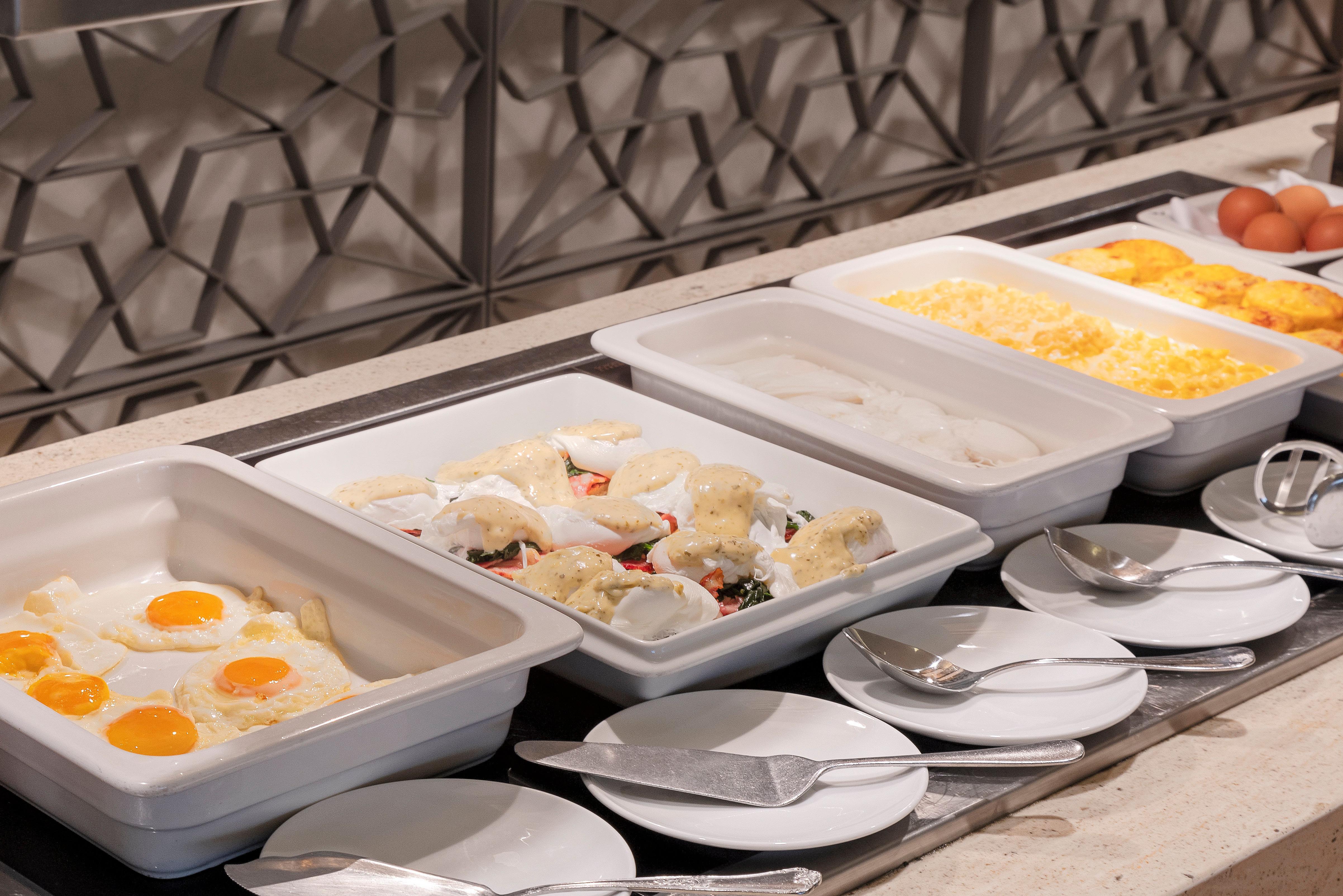 Crowne Plaza Vilamoura - Algarve By Ihg Екстериор снимка A breakfast buffet