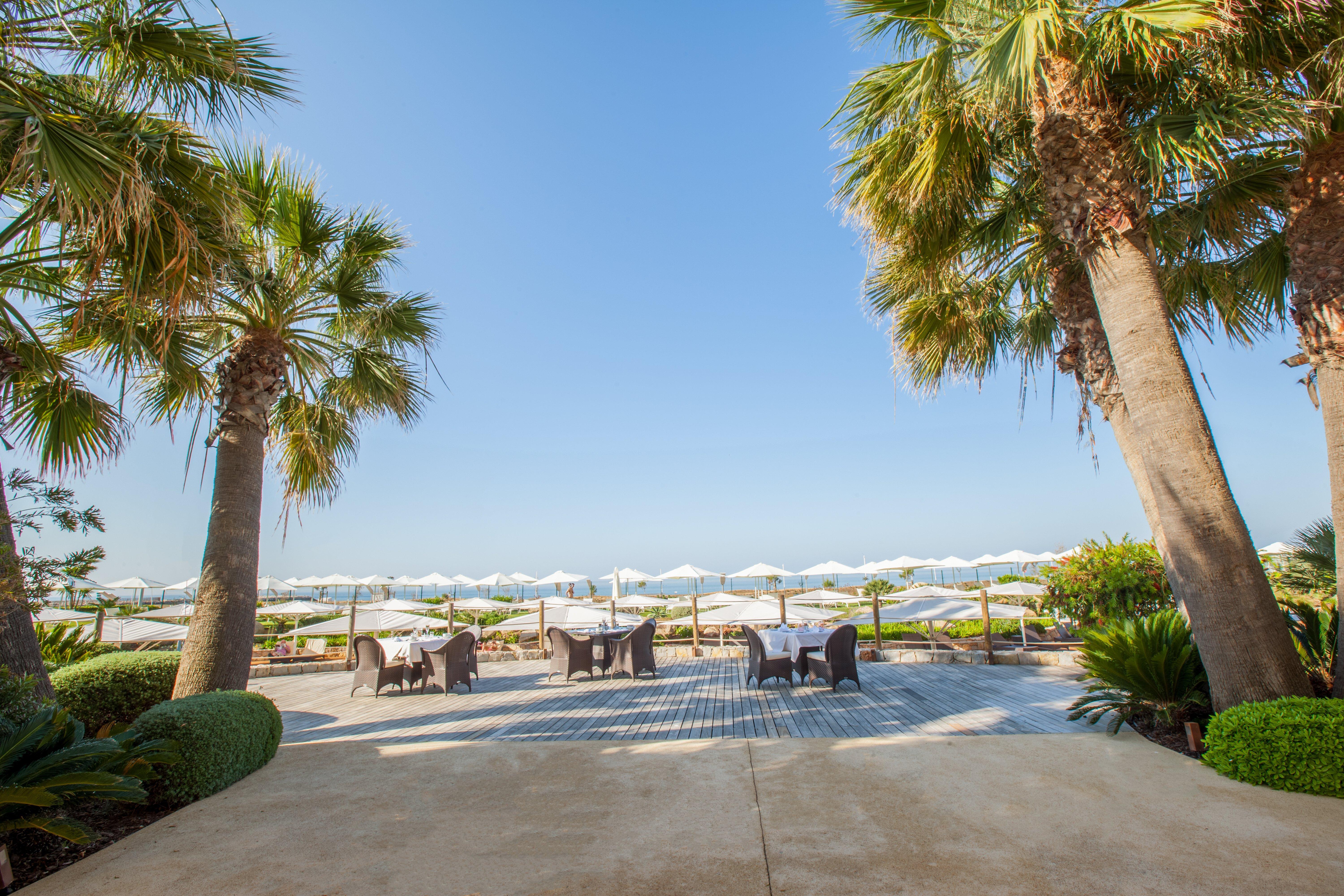 Crowne Plaza Vilamoura - Algarve By Ihg Екстериор снимка The beach at the resort