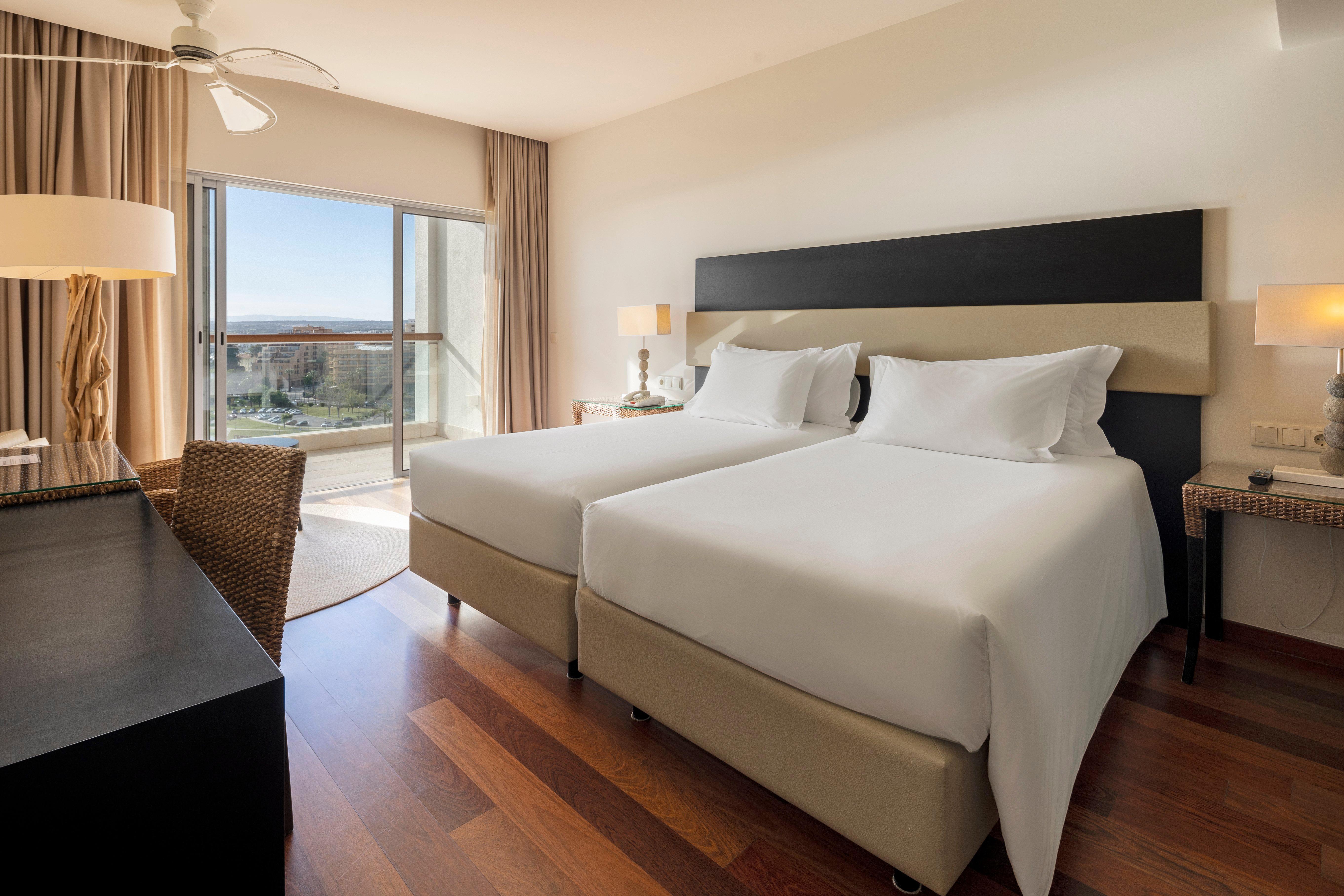 Crowne Plaza Vilamoura - Algarve By Ihg Екстериор снимка A room at the hotel